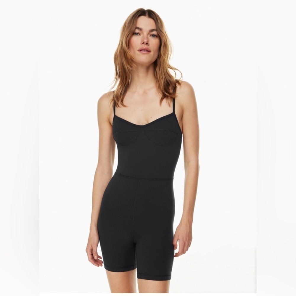 Aritzia Wilfred Free Bustier Romper Everywhere Black Sweat Wicking Women’s XS
